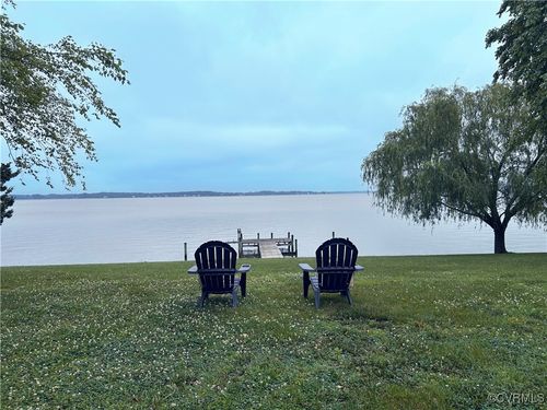 4030 Wellfords Wharf Rd, Warsaw, VA, 22572-3620 | Card Image