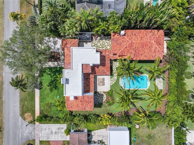 1225 N Greenway Dr, House other with 5 bedrooms, 5 bathrooms and null parking in Coral Gables FL | Image 68
