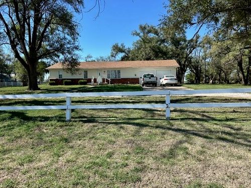 7451 N 119th, Maize, KS, 67101 | Card Image