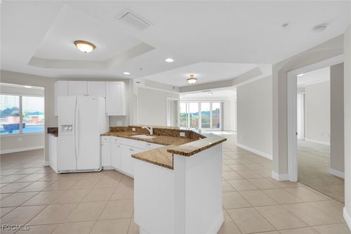 405-2745 1st St, Fort Myers, FL, 33916-1831 | Card Image