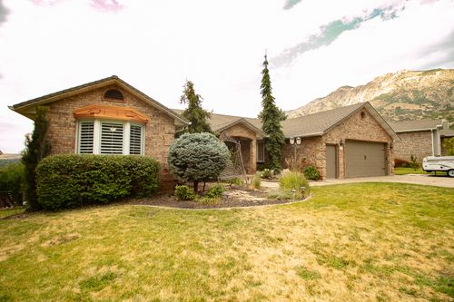 1532 E 2525 N, North Ogden, UT, 84414-2562 | Card Image