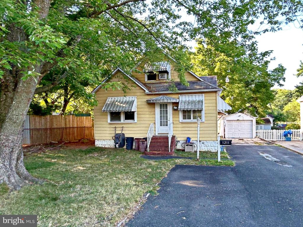 Old Eastern Ave, Essex, MD 21221
