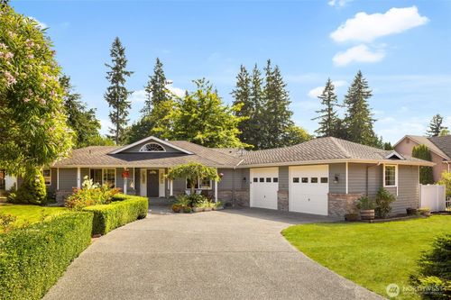 7822 31st St Ne, Marysville, WA, 98270-6873 | Card Image