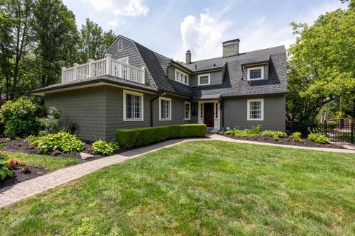 379 Westland Ave, Bexley, OH, 43209-1663 | Card Image