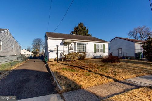 910 Garfield Ave, GLENSIDE, PA, 19038-1909 | Card Image