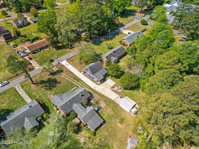 1608 Forrest Dr, House other with 3 bedrooms, 2 bathrooms and 1 parking in Elizabeth City NC | Image 34