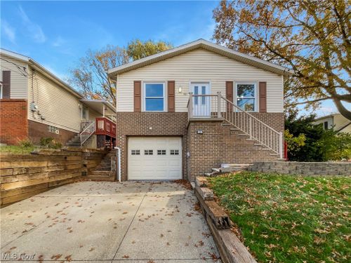 581 Fulmer Avenue, Akron, OH, 44312 | Card Image