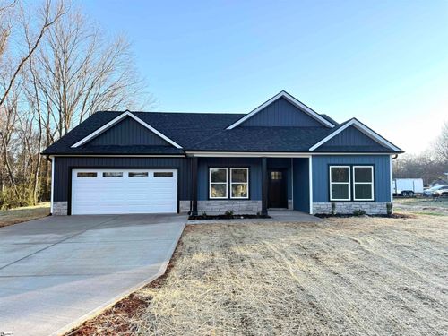 177 Cedar Ave, wellford, SC, 29385-9635 | Card Image