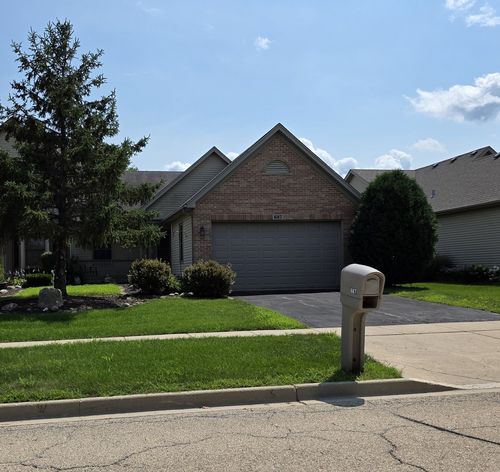 687 Hampshire Dr, Hampshire, IL, 60140-9648 | Card Image