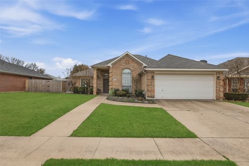 6917 Laurel Canyon Ter, Fort Worth, TX, 76132-3567 | Card Image