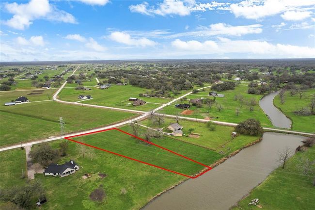 708 Winchester Trl, Home with 0 bedrooms, 0 bathrooms and null parking in Angleton TX | Image 11