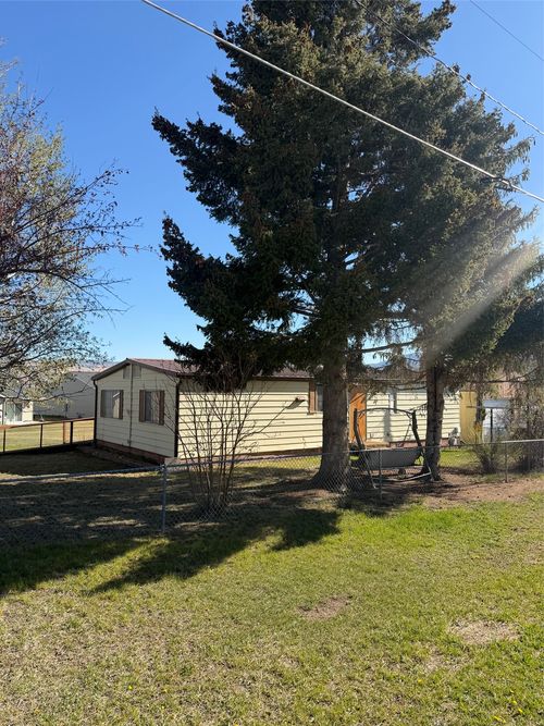 3150 Placer St, Butte, MT, 59701-3162 | Card Image