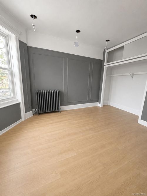 2-15 Nichols Avenue, New York, NY, 11208 | Card Image