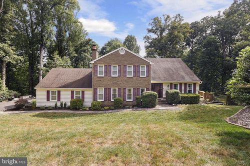 11734 Quay Rd, Oakton, VA, 22124-1220 | Card Image