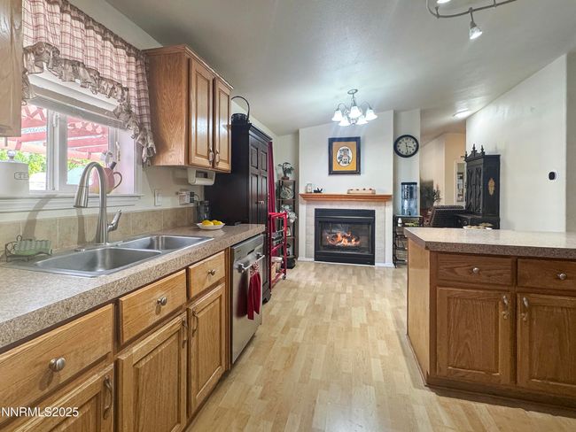10445 Reins Way, House other with 3 bedrooms, 2 bathrooms and 5 parking in Winnemucca NV | Image 14
