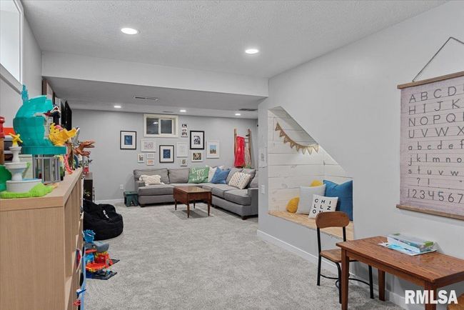 3217 Catalpa Dr, House other with 4 bedrooms, 3 bathrooms and null parking in Springfield IL | Image 37