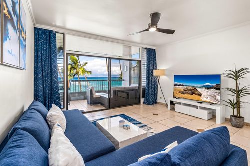 b304-3875 Lower Honoapiilani Rd, Lahaina, HI, 96761-9385 | Card Image