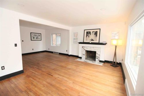 14825 Prevost St, Detroit, MI, 48227-1815 | Card Image