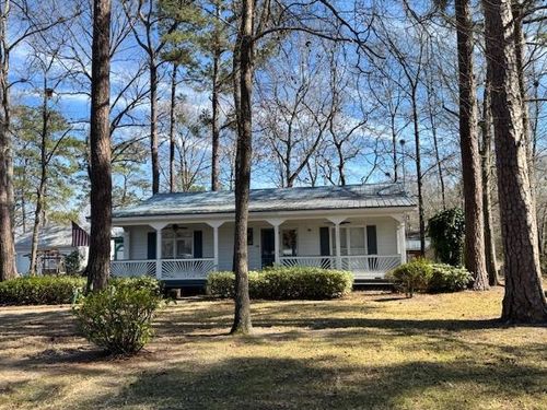 1089 Charles Dr, Manning, SC, 29102-8086 | Card Image