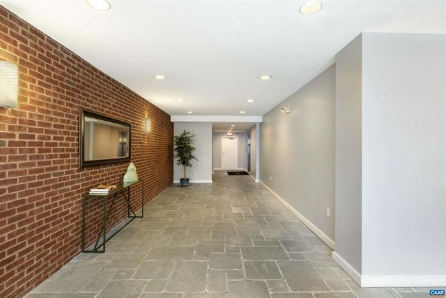 APT-5A - 112 5 Th St Se, Condo with 2 bedrooms, 3 bathrooms and null parking in CHARLOTTESVILLE VA | Image 34