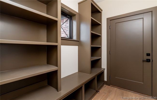 back entry from garage | Image 67