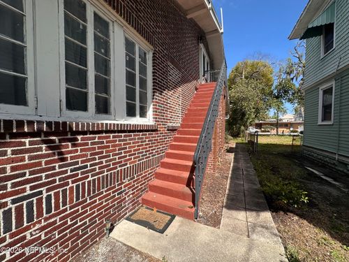 229-231 W 10th St, JACKSONVILLE, FL, 32206-3612 | Card Image