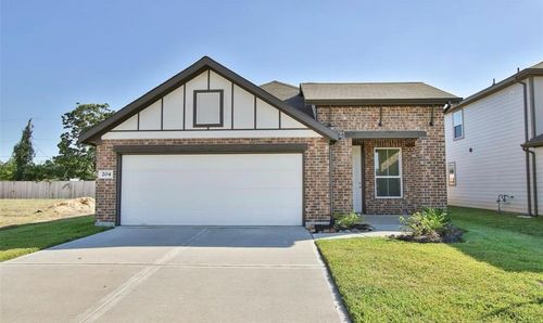 204 Laurie Ln, Angleton, TX, 77515-5279 | Card Image