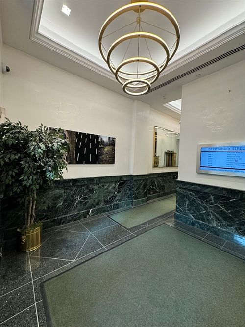 b-137 Newbury St, Boston, MA, 02116-2912 | Card Image