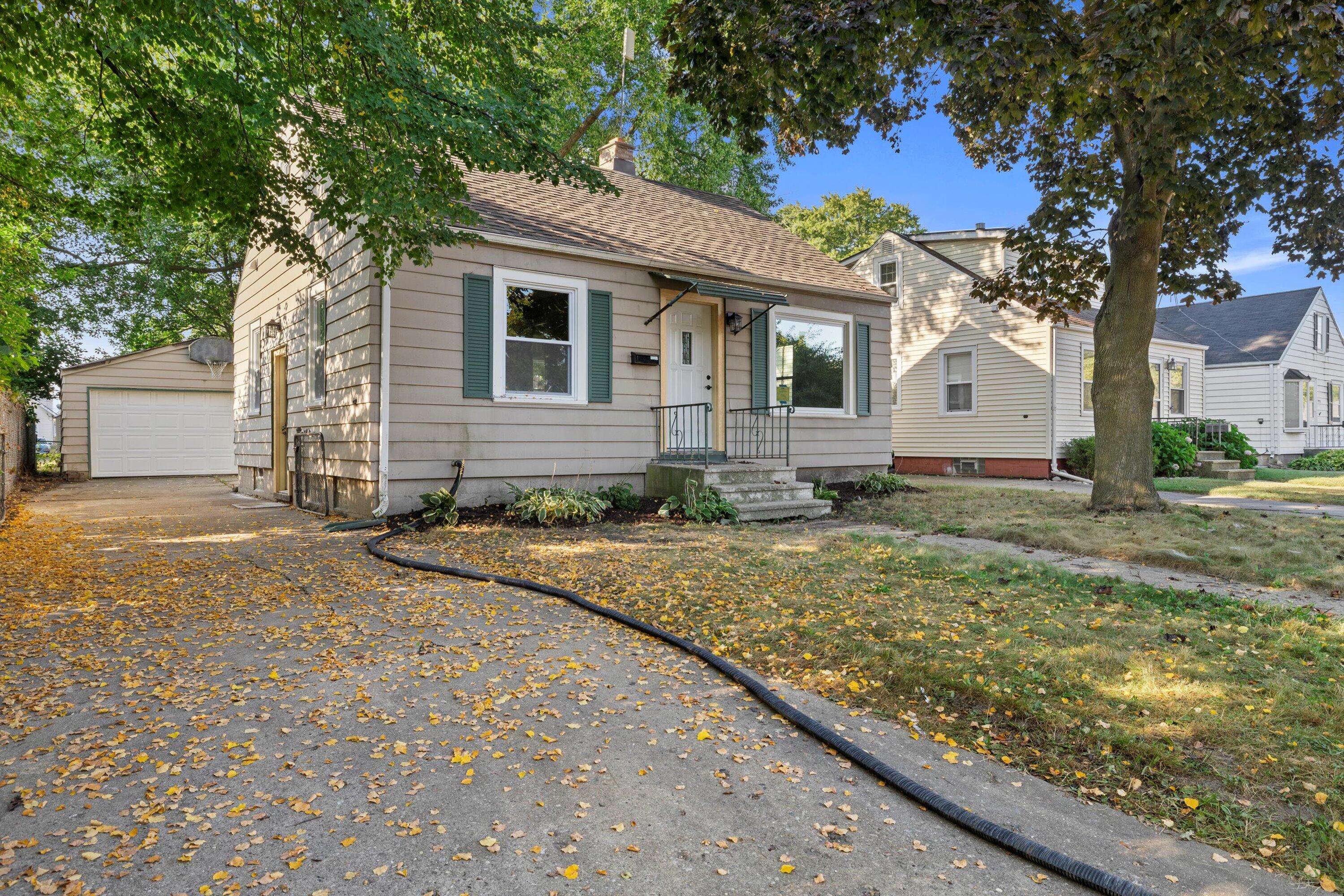 72nd St, Kenosha, WI 53143