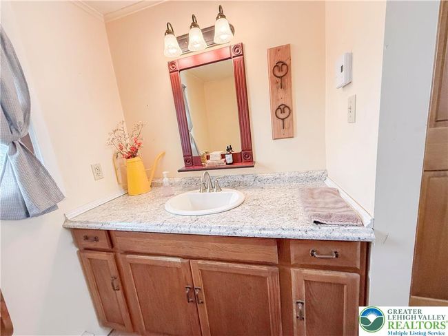 353 Bollinger Rd, House other with 3 bedrooms, 1 bathrooms and null parking in Kunkletown PA | Image 13