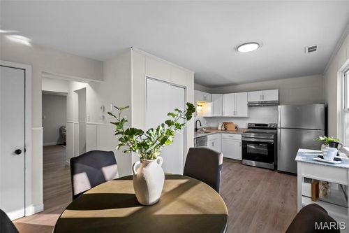 2216 Jackson Dr, Arnold, MO, 63010-1603 | Card Image