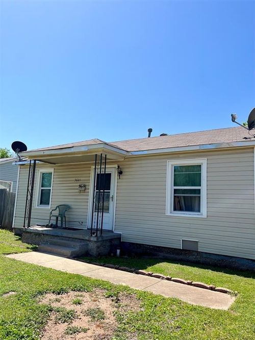 5621 N Donald Ave, Warr Acres, OK, 73122-6417 | Card Image