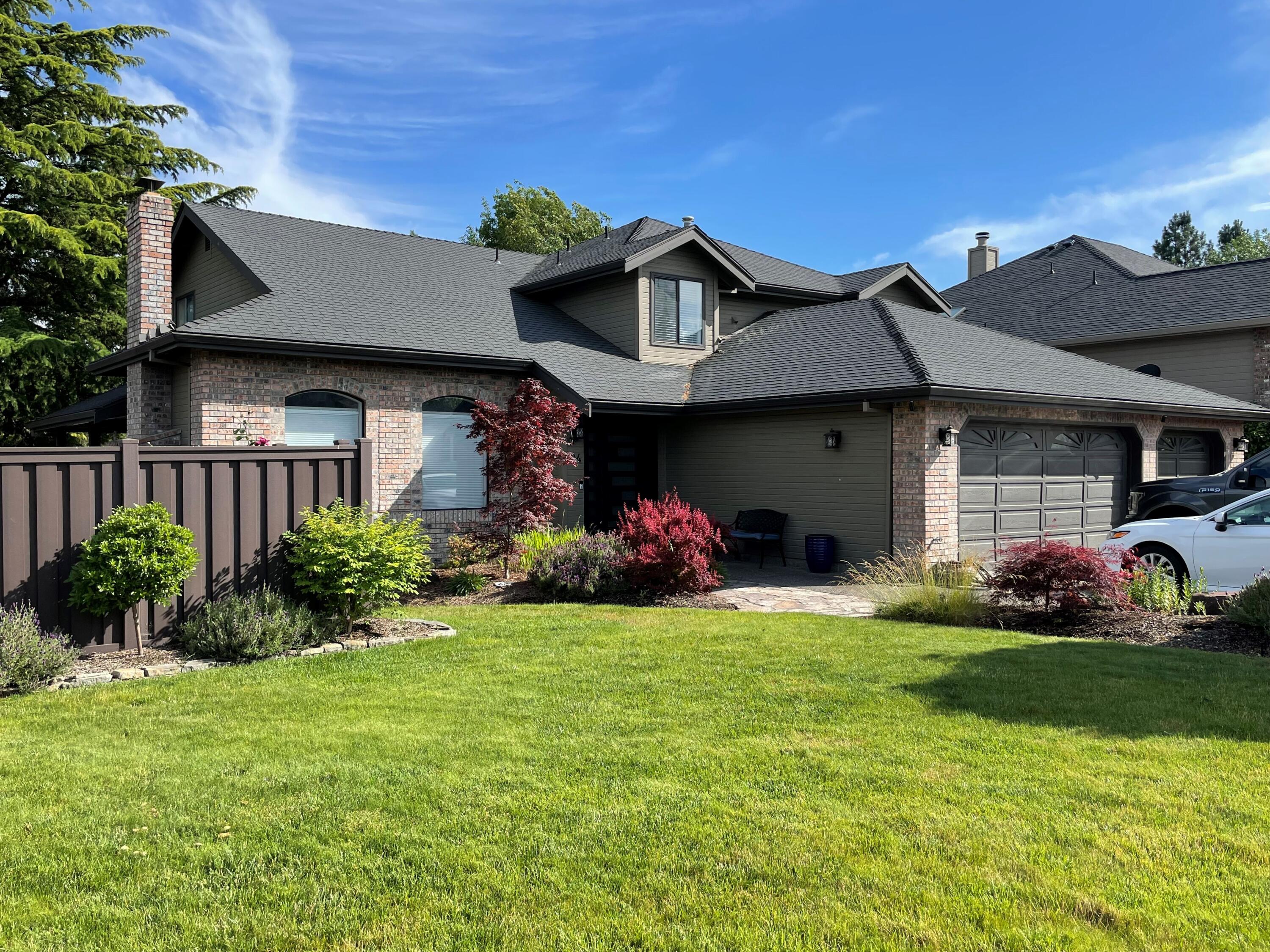 Jack Nicklaus Rd, Medford, OR 97504