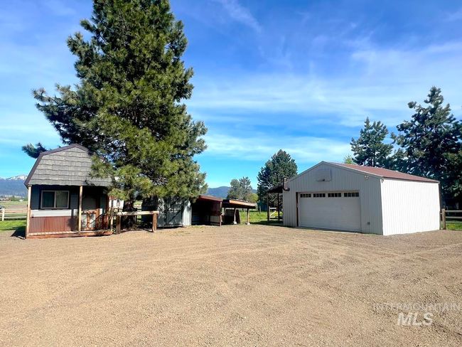 13974 Rustic Rd, House other with 3 bedrooms, 2 bathrooms and 3 parking in McCall ID | Image 16