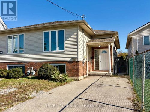 a-204 Oakdale Avenue, St. Catharines (Oakdale), ON, L2P2K7 | Card Image