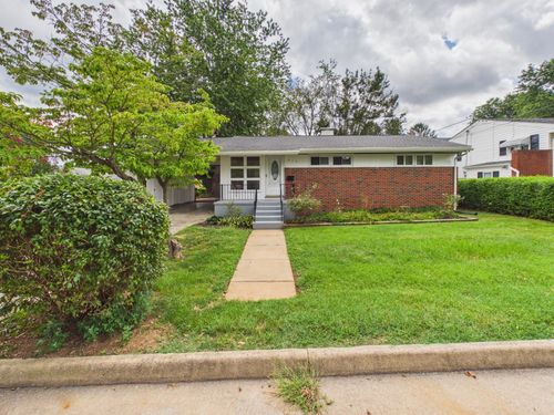 715 Cherry Hill Dr, Staunton, VA, 24401 | Card Image