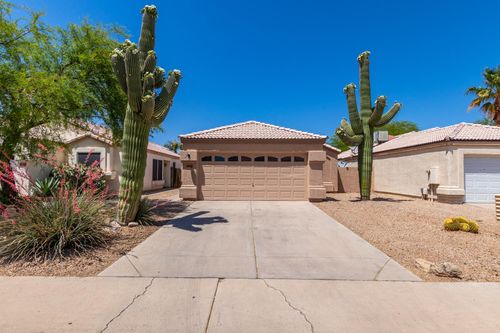 4634 E Grovers Ave, Phoenix, AZ, 85032-1525 | Card Image