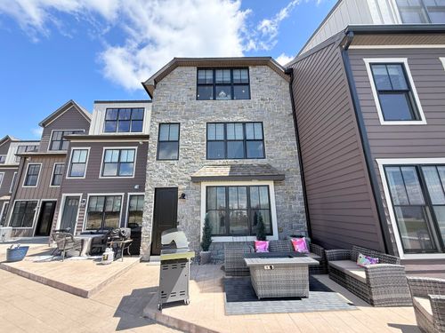 5 Lennox Way, Plattsburgh, NY, 12901-3682 | Card Image
