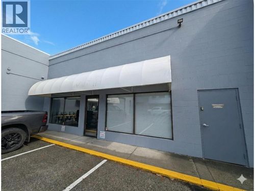 9-1415 Hunter Crt, Kelowna, BC, V1X6E6 | Card Image