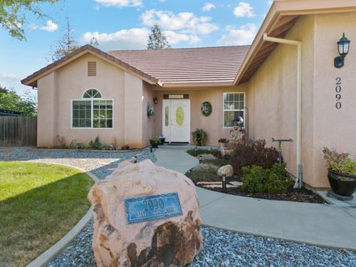 2090 Vista Del Lago Dr, Valley Springs, CA, 95252-9378 | Card Image