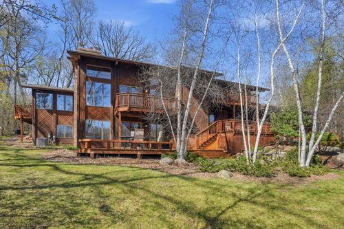 985 Cliff Road, Eagan, MN, 55123 | Card Image