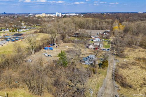 350 Fremont St, Bloomfield Hills, MI, 48302-0341 | Card Image