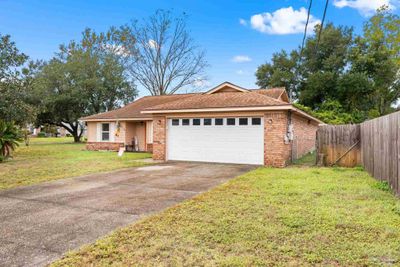 11119 Pine Hill Dr, House other with 3 bedrooms, 2 bathrooms and 2 parking in Pensacola FL | Image 2