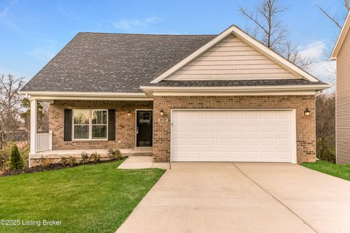 9137 River Trail Dr, Louisville, KY, 40229-5245 | Card Image