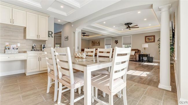 Breakfast Nook | Image 23