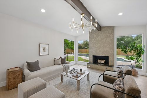 11809 Charing Cross Rd, Austin, TX, 78759-3622 | Card Image