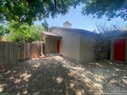 6315 Waddesdon Wood, San Antonio, TX, 78233-3993 | Card Image