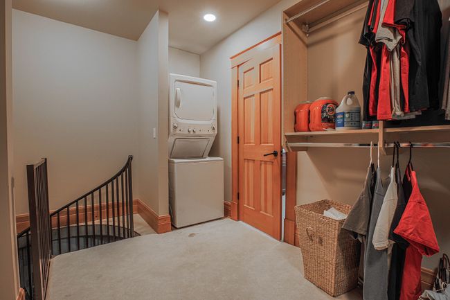 walk in closet in ensuite | Image 41