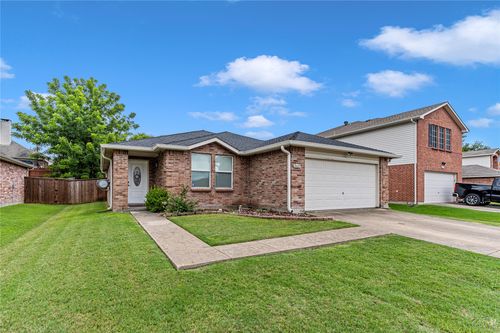 5405 Mountain Pointe Dr, Mckinney, TX, 75071-4648 | Card Image