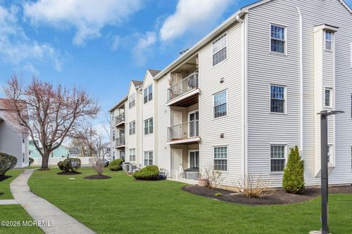 55-231 Atlantic St, Keyport, NJ, 07735-2039 | Card Image